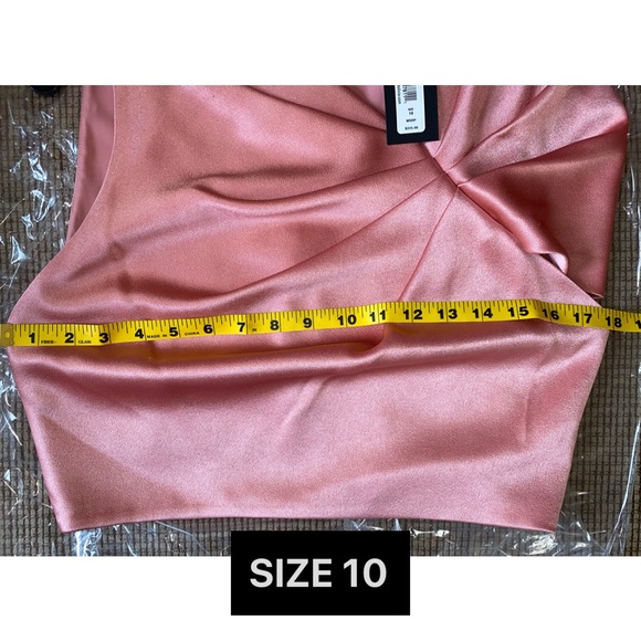 Alice + Olivia Ada Light Pink Ruffle Crop Top - Picture 7 of 16